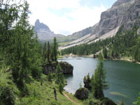 Lago Fedèra o da Lago, con Becco di Mezzodì a
		sinistra