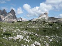 Punta Scarperi e, sulla sinistra, Cima Bulla,
                  Dolomiti di Sesto