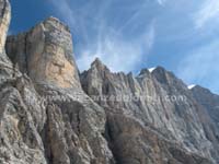 Parete sud della Civetta, Dolomiti, vista dal
                  sentiero 560