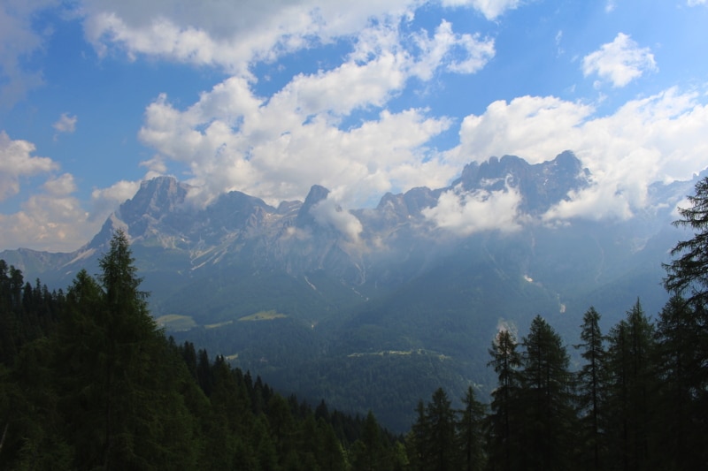 Pale di San Martino viste da Malga Scanaiol